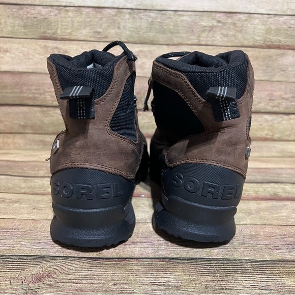 Sorel Conquest Mid Lace Up Boots main image 6